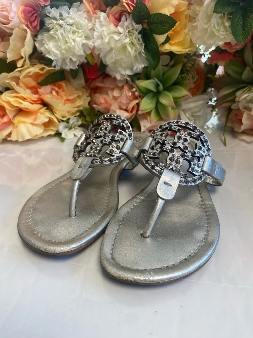 Tory Burch Miller Embellished Crystal Logo Metallic Silver Sandals Size 6M